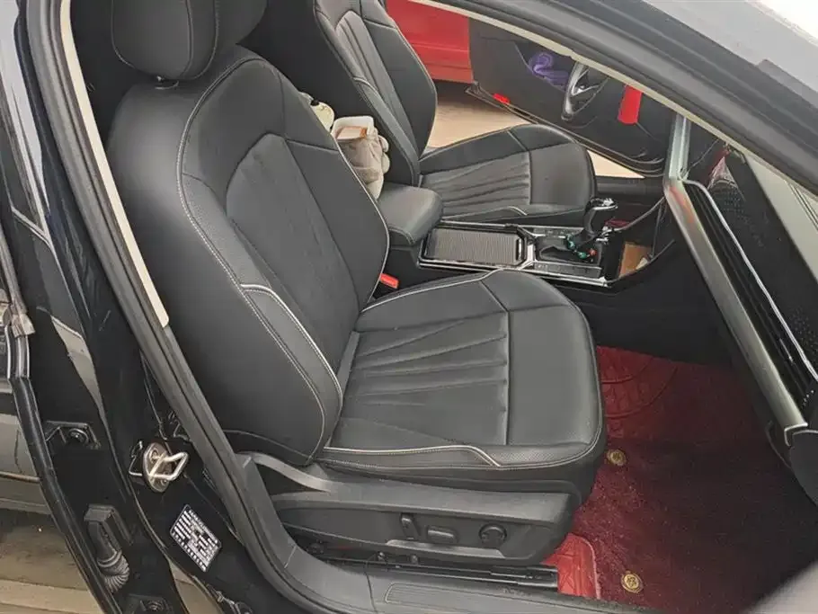 Volkswagen Passat — фото 8