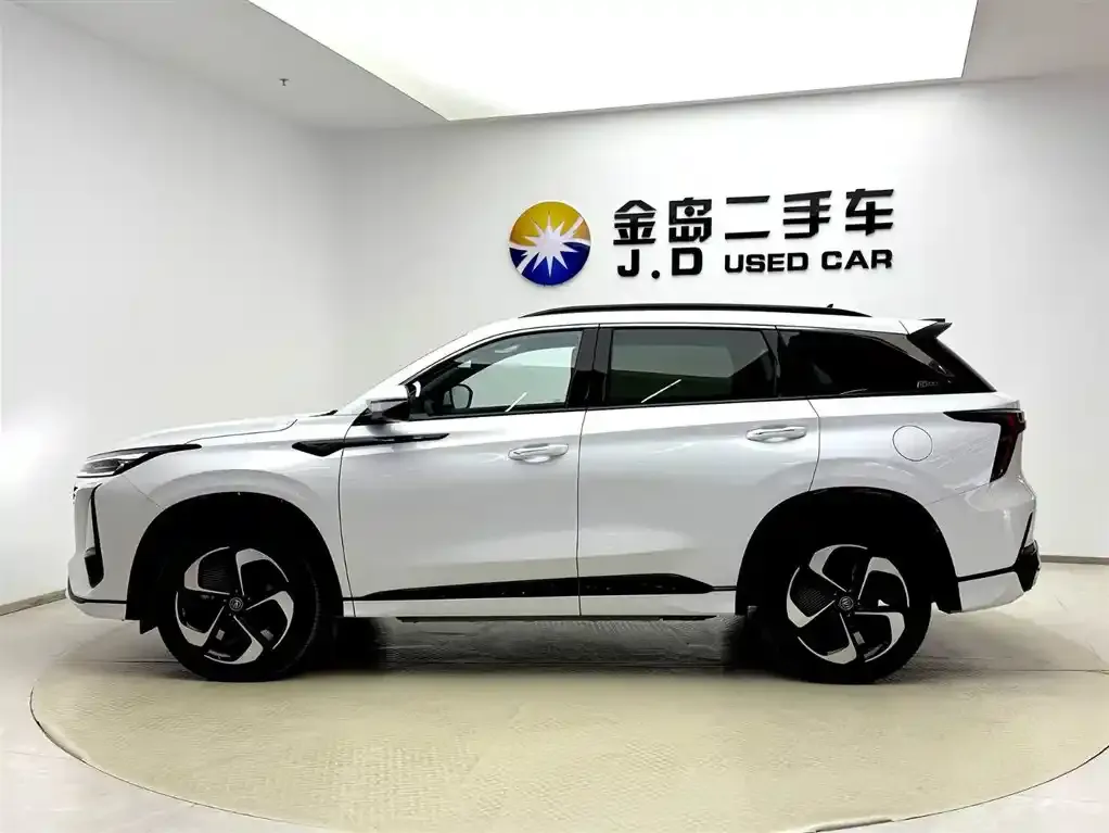 Changan CS75 PLUS iDD — фото 5