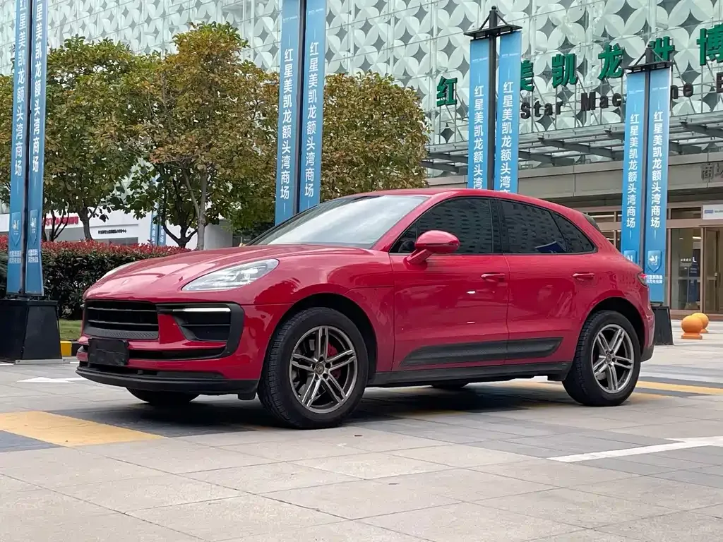 Porsche Macan — фото 1
