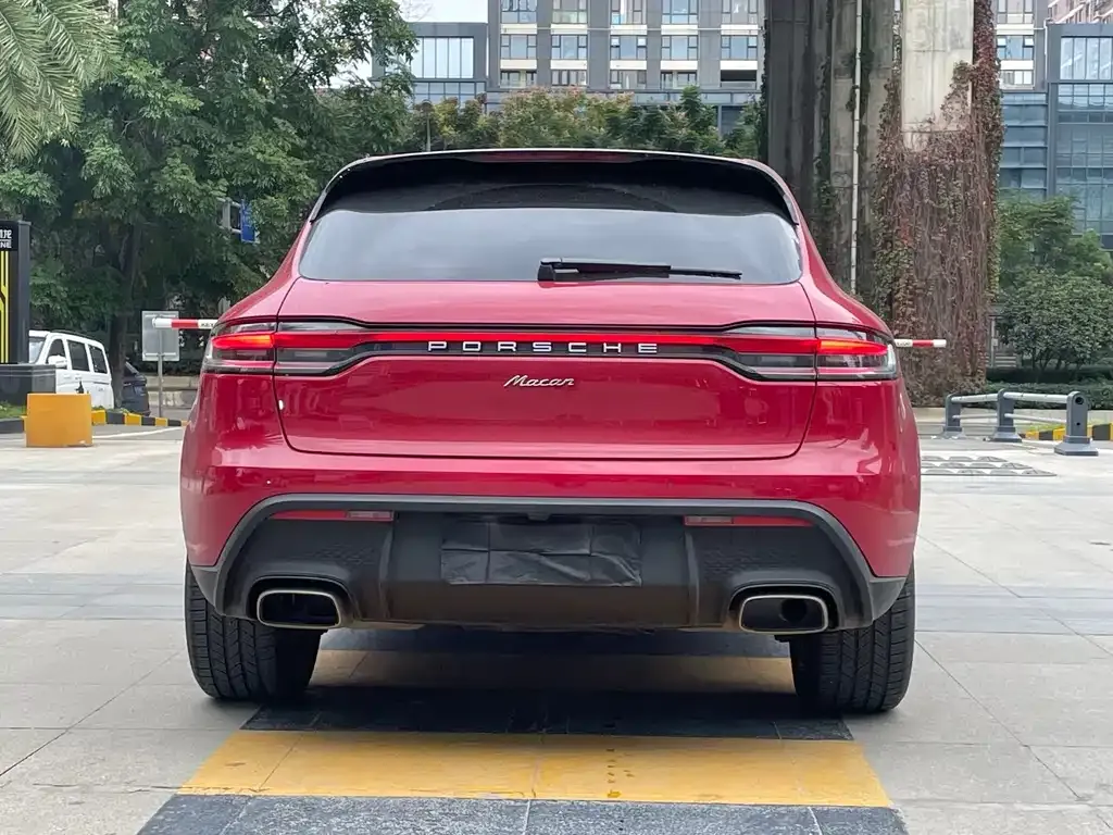 Porsche Macan — фото 6
