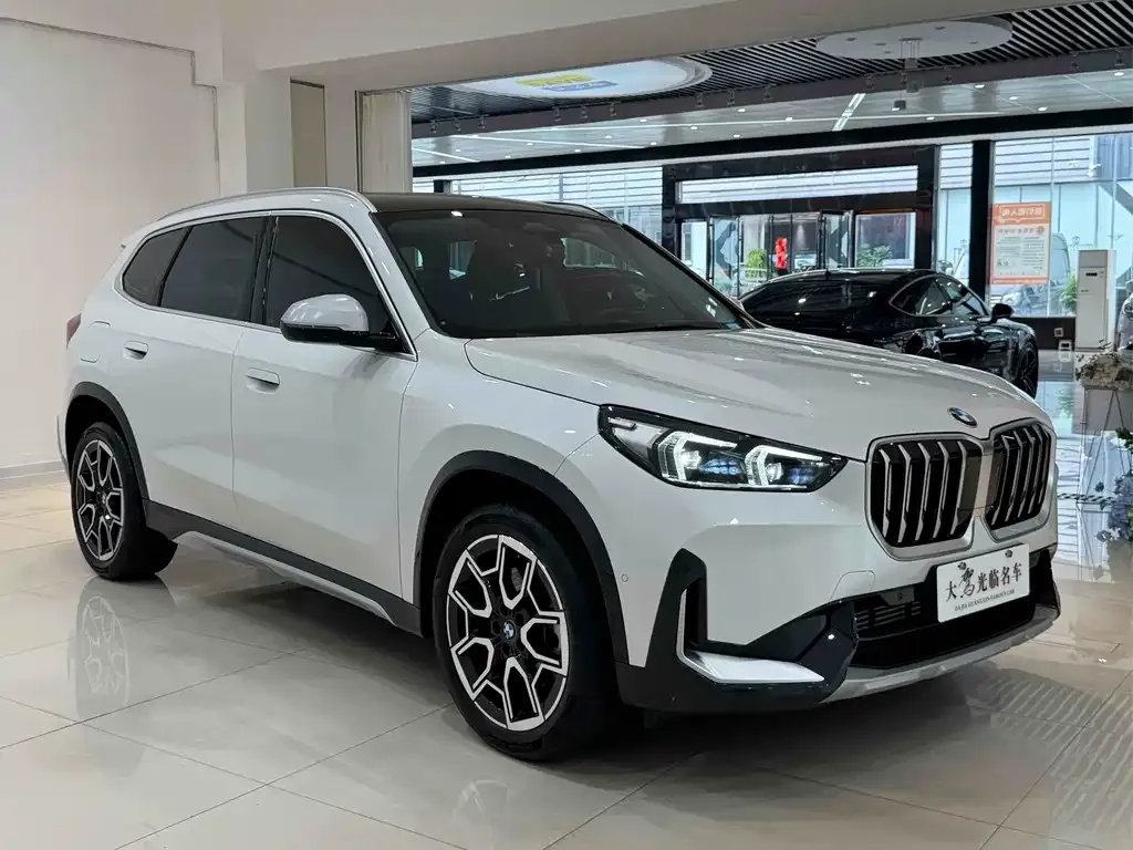 BMW X1 — фото 3