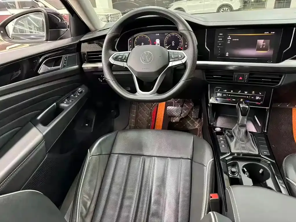 Volkswagen Passat — фото 8