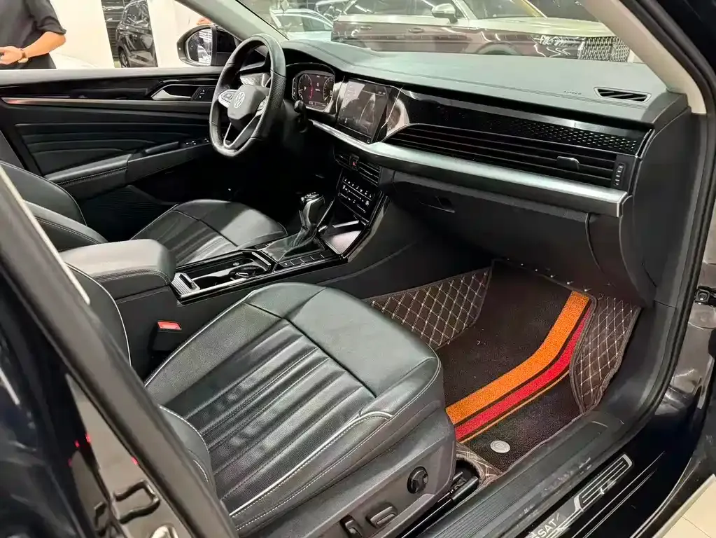 Volkswagen Passat — фото 9