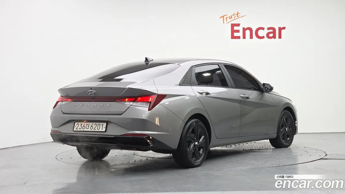 Hyundai AVANTE — фото 2