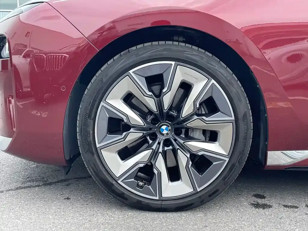 BMW 7 Series — фото 2