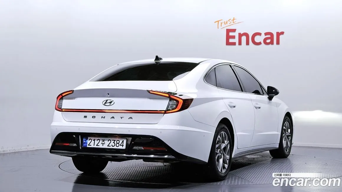 Hyundai Sonata — фото 2