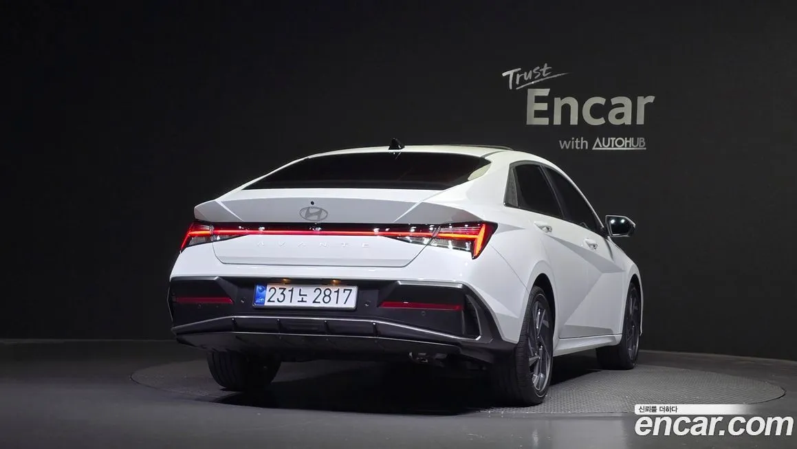 Hyundai AVANTE — фото 4
