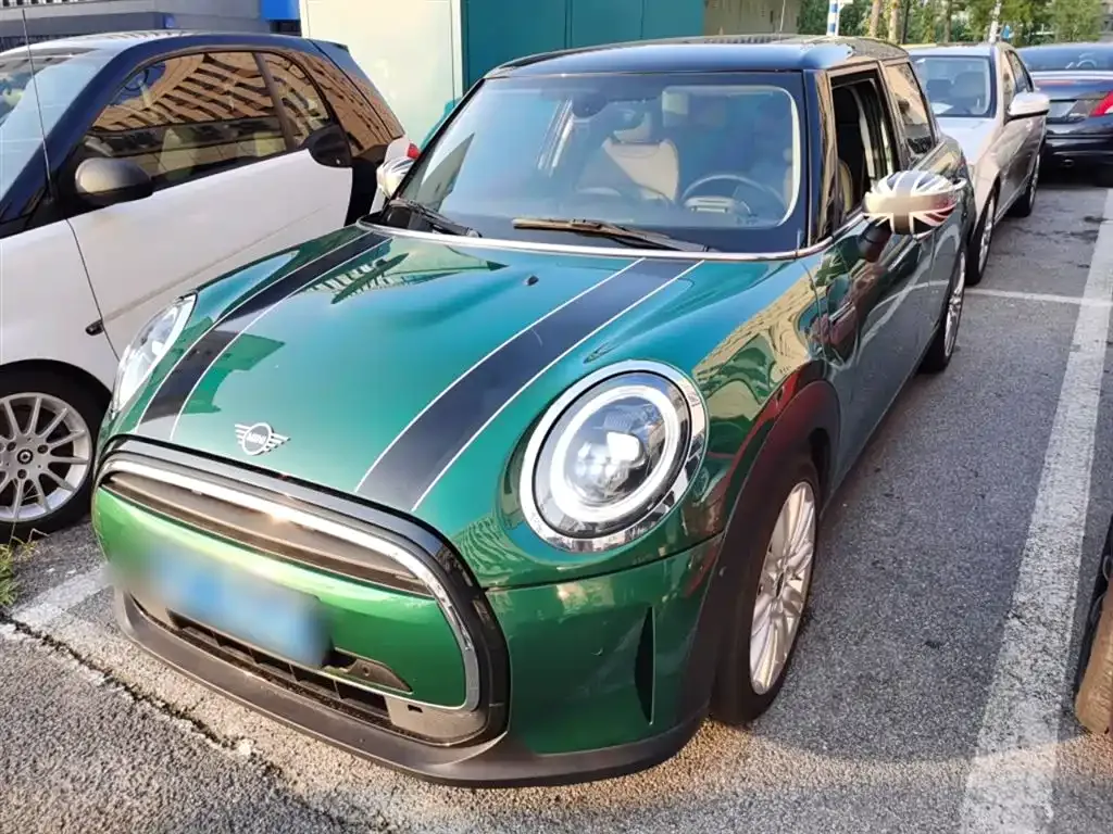 MINI Cooper (3-door) — фото 1