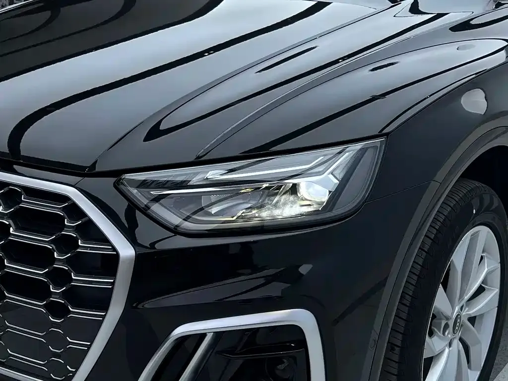 Audi Q5L — фото 3