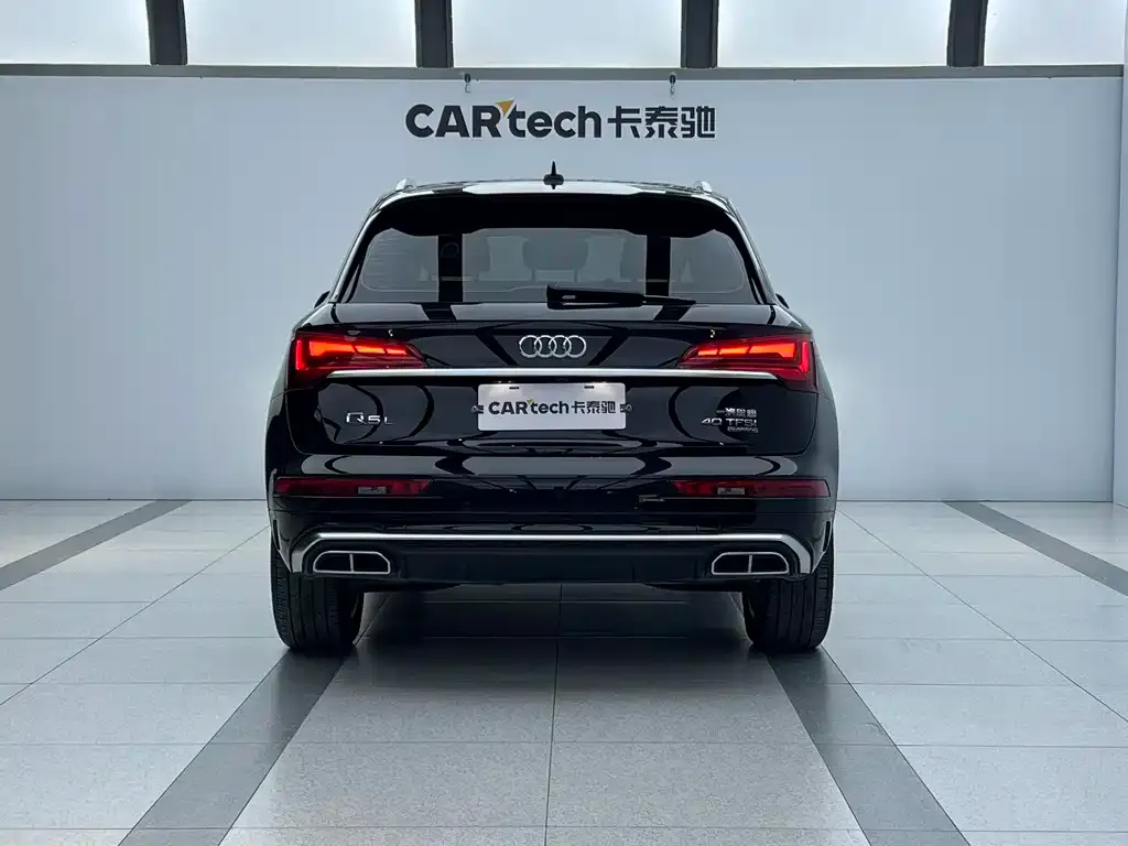 Audi Q5L — фото 4