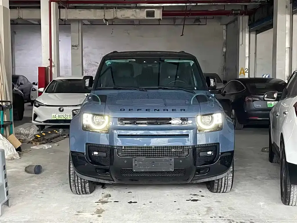Land Rover Defender — фото 2