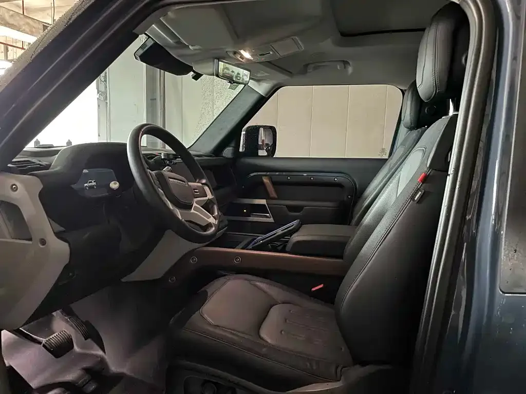 Land Rover Defender — фото 8