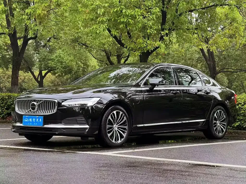 Volvo S90 PHEV — фото 1