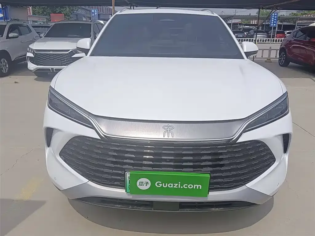 BYD L DM-i — фото 10