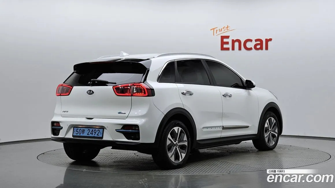 Kia Niro — фото 2