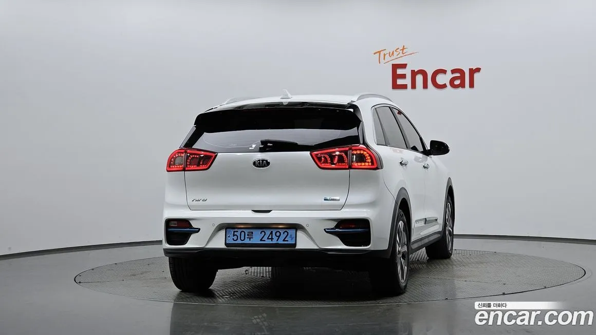 Kia Niro — фото 4