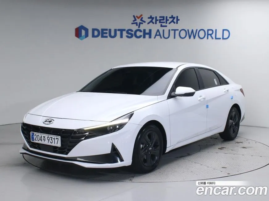 Hyundai AVANTE — фото 1
