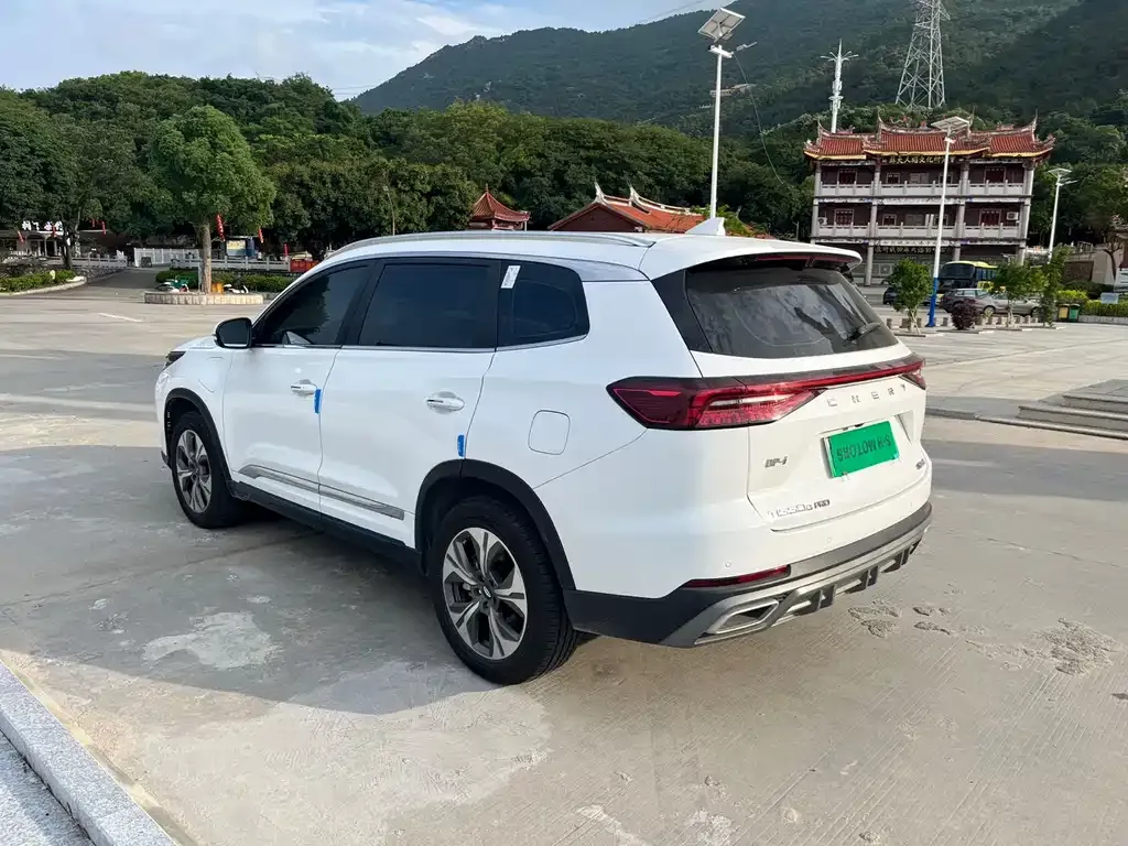 Chery Tiggo 8 PRO NEV — фото 7