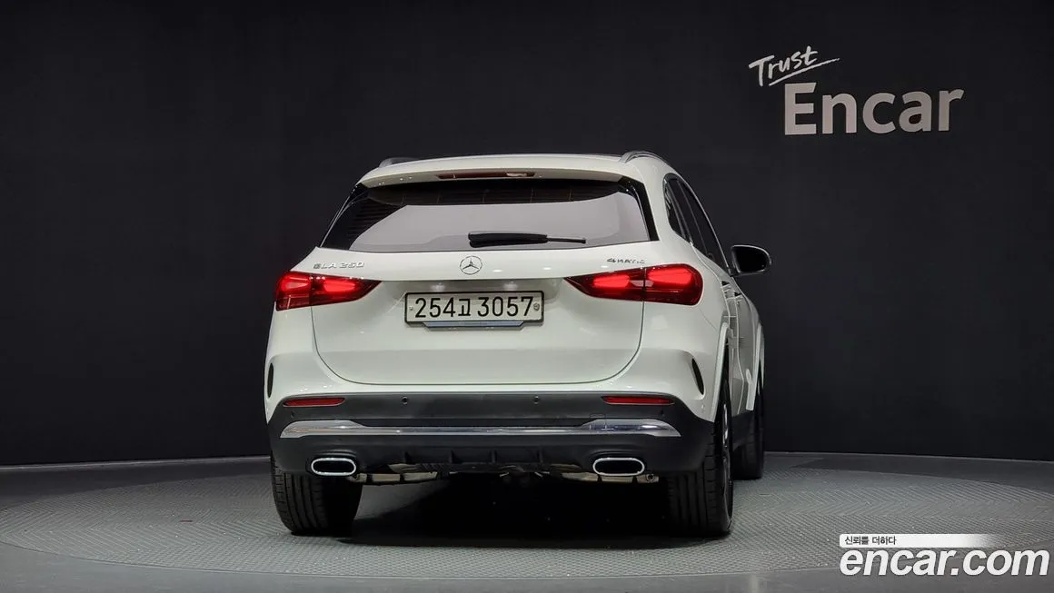 Mercedes-Benz GLA-Class — фото 4