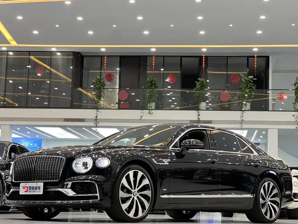 Bentley Flying Spur — фото 2