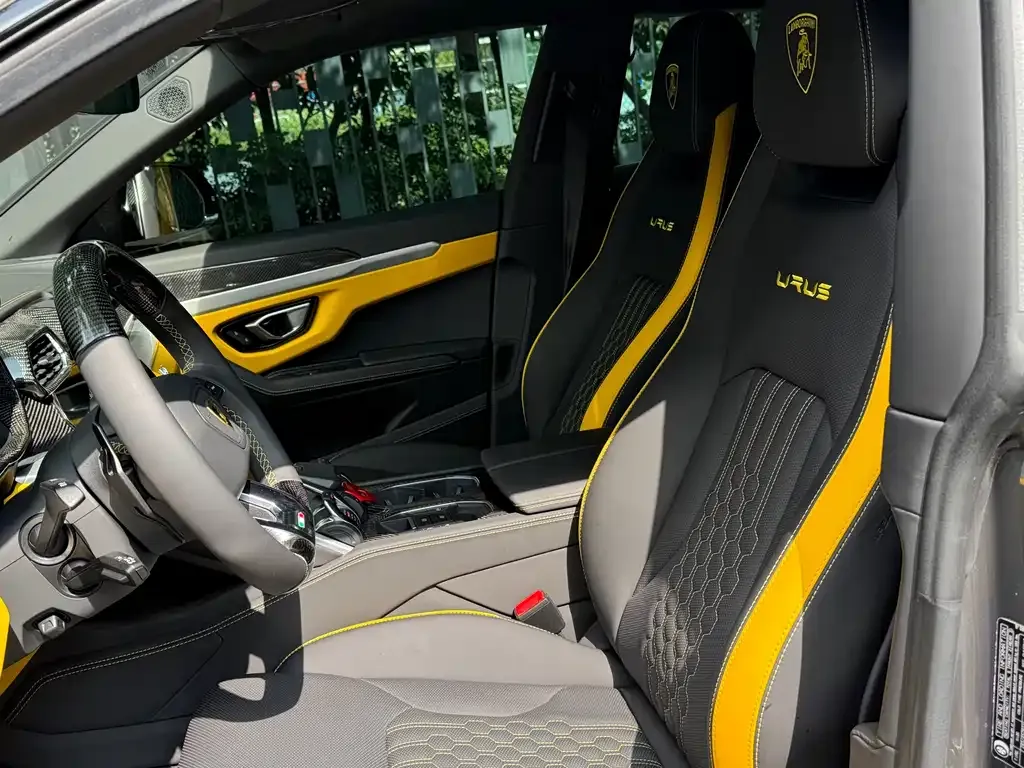 Lamborghini Urus — фото 8