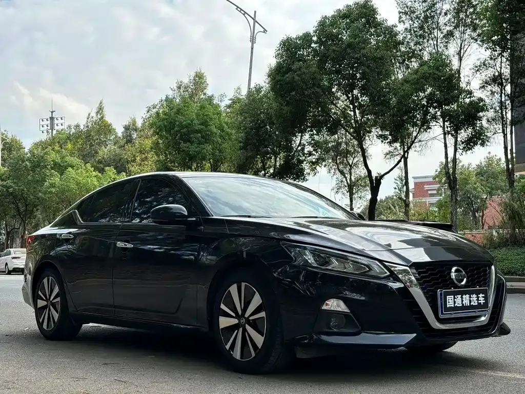 Nissan Teana — фото 3