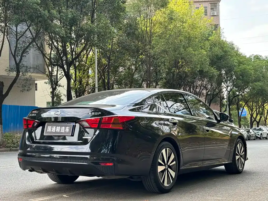Nissan Teana — фото 6