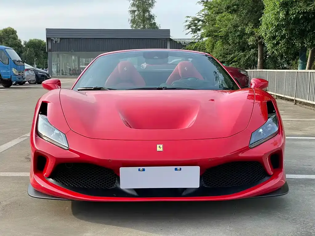 Ferrari F8 — фото 1