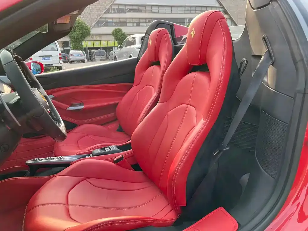 Ferrari F8 — фото 4