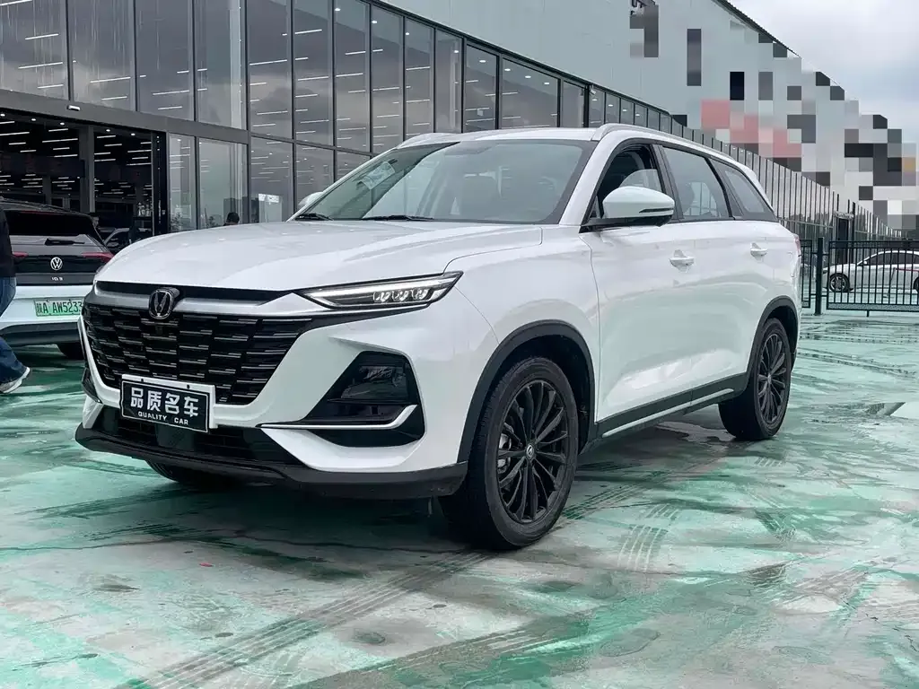Changan CS75 — фото 1