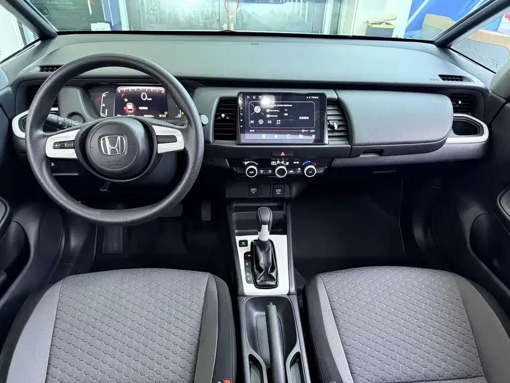 Honda Fit — фото 5