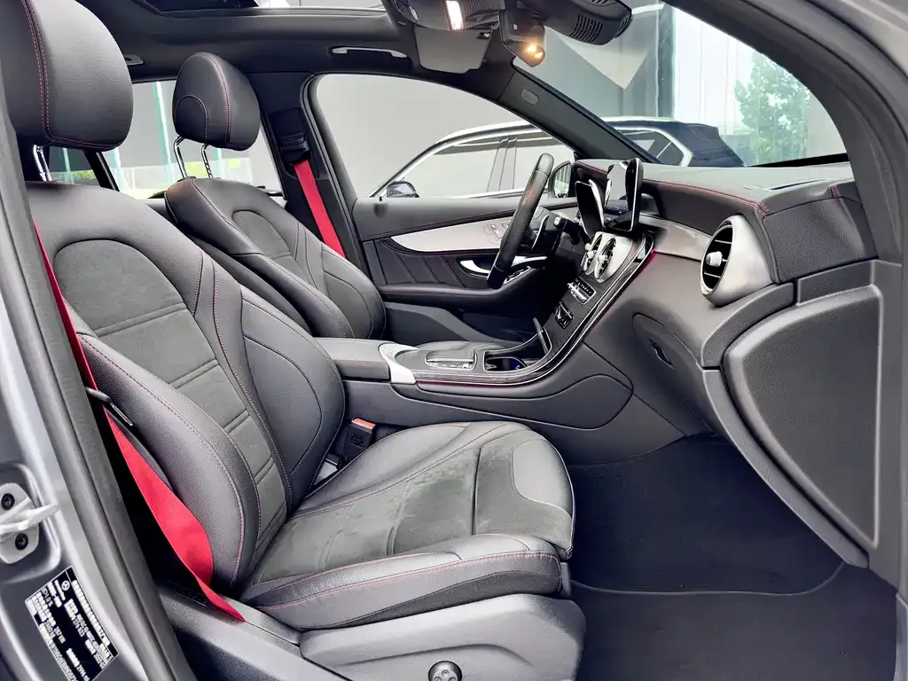 Mercedes-Benz GLC AMG — фото 9