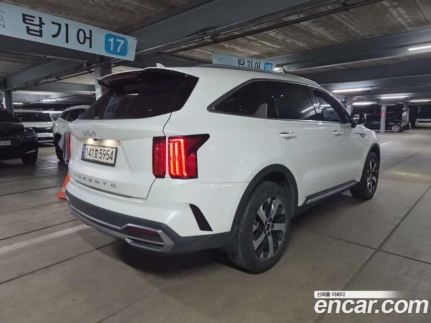 Kia Sorento — фото 3