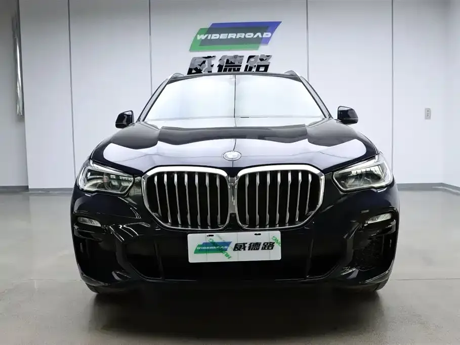 BMW X5 (Import) — фото 2