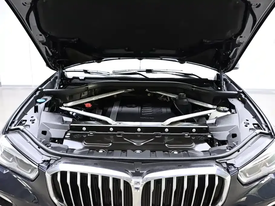 BMW X5 (Import) — фото 5