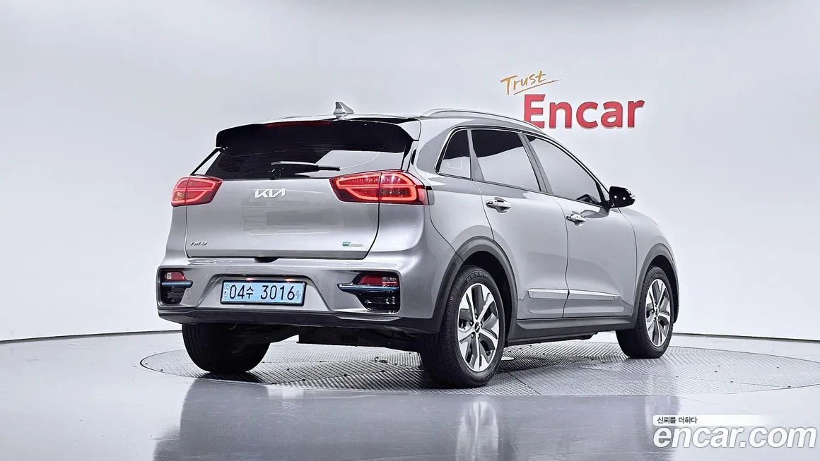 Kia Niro — фото 2