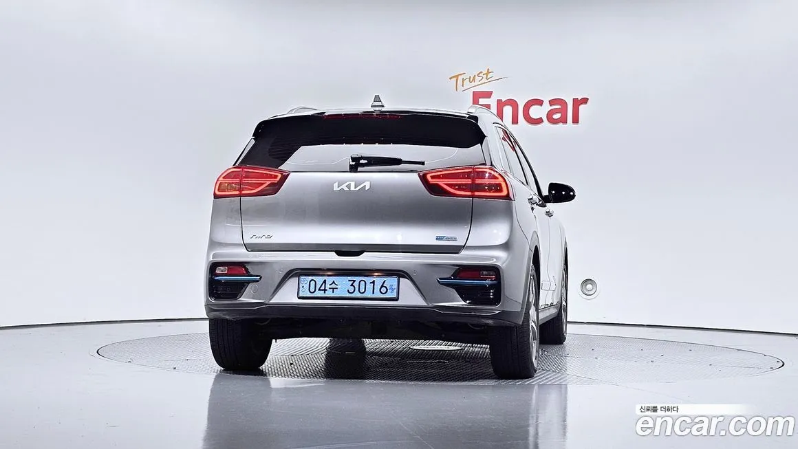 Kia Niro — фото 4