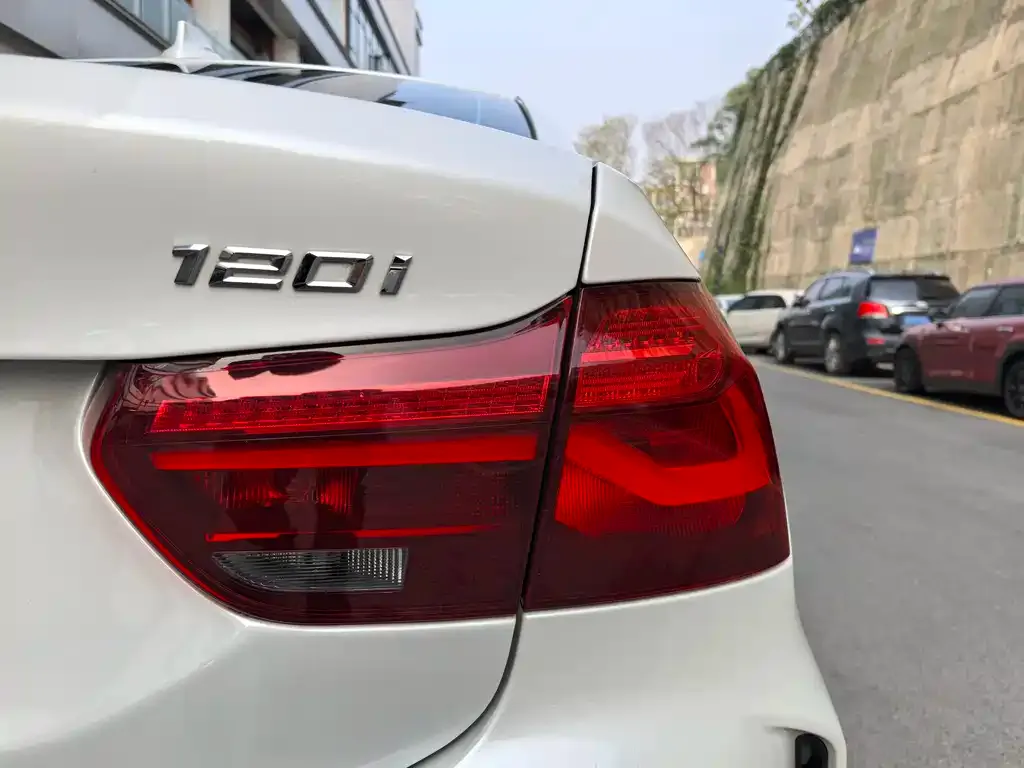 BMW 1 Series — фото 10