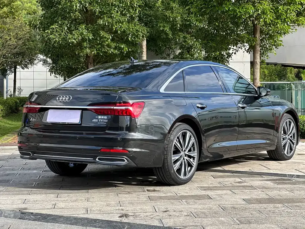 Audi A6L — фото 4