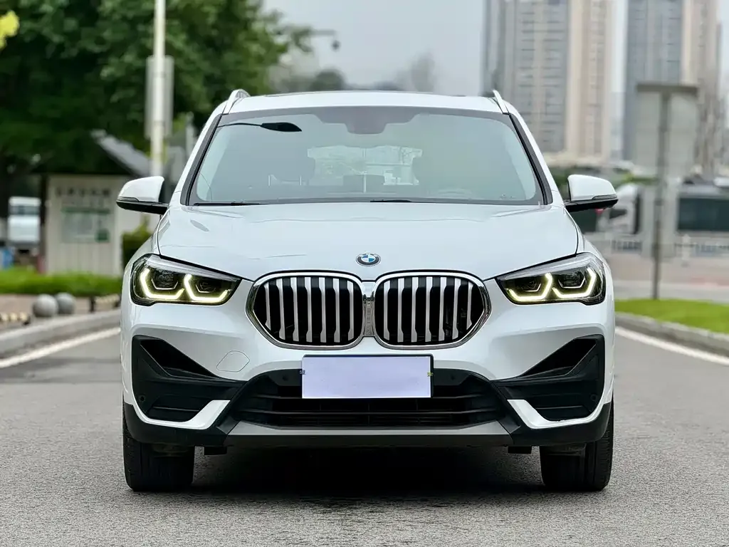 BMW X1 — фото 2