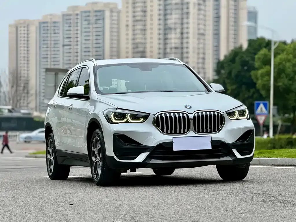 BMW X1 — фото 4