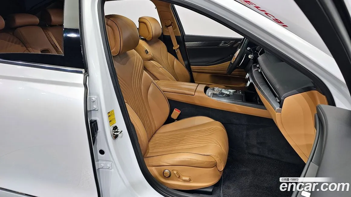 Genesis G80 — фото 10