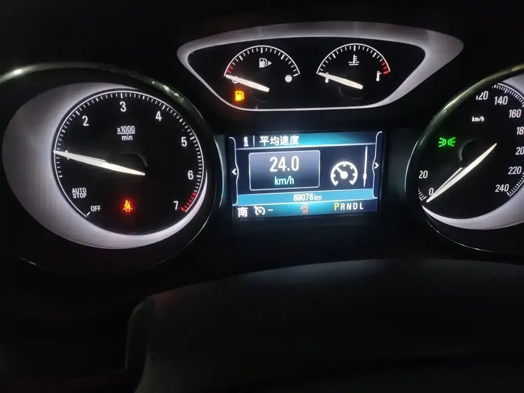 Buick Envision Plus — фото 10