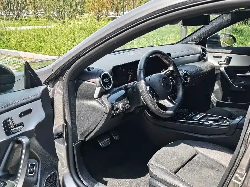 Mercedes-Benz CLA (Import) — фото 4