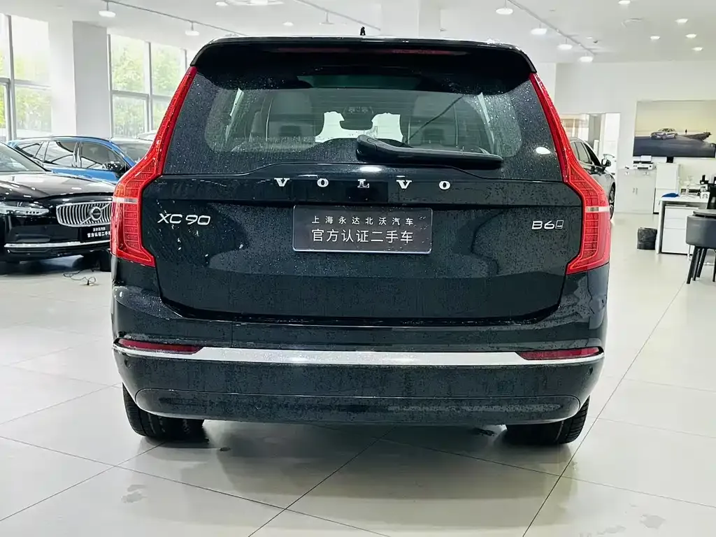 Volvo XC90 — фото 5