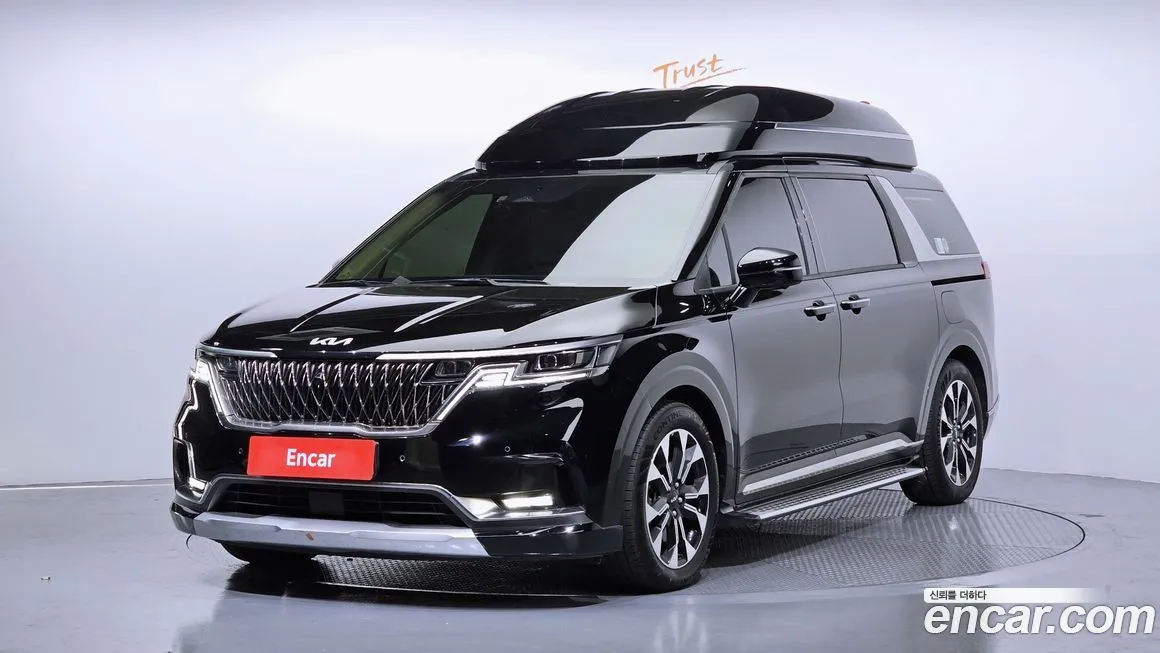 Kia Carnival — фото 1