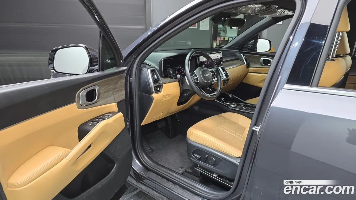 Kia Sorento — фото 10