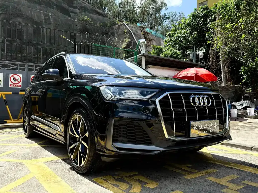 Audi Q7 — фото 2
