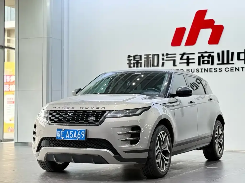 Land Rover Evoque — фото 1