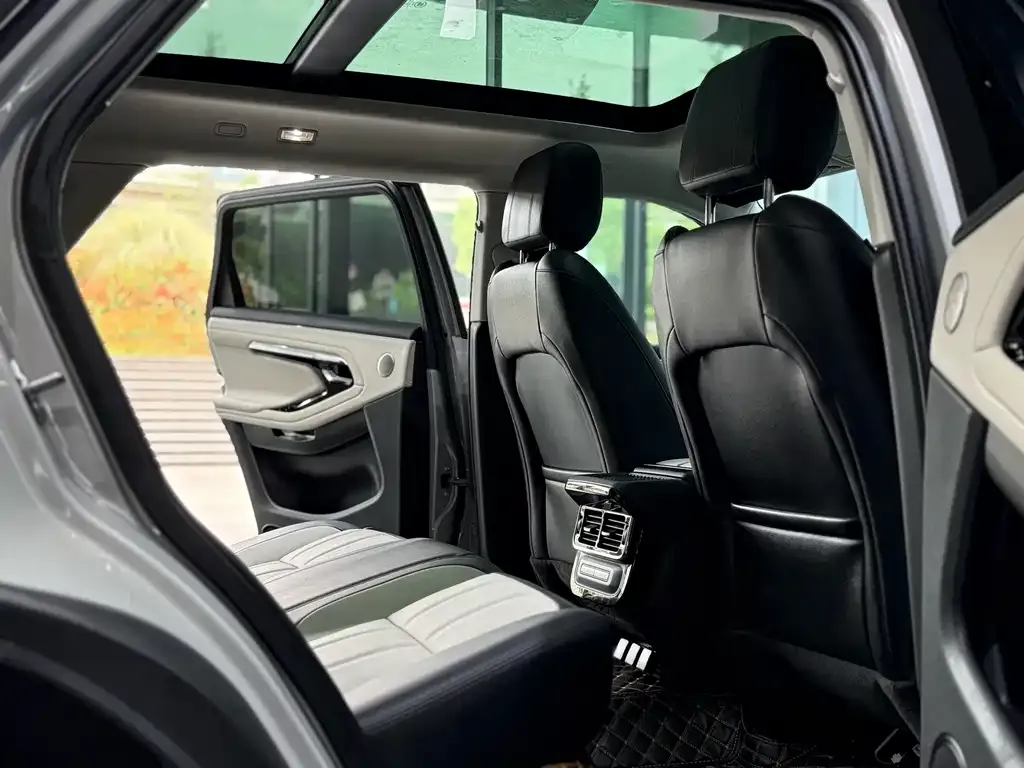 Land Rover Evoque — фото 9